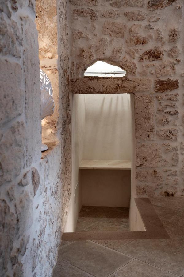 White Room Остуни Экстерьер фото